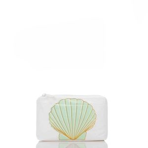 Aloha Collection Mini Sunrise Pouch in Mint (NWT)